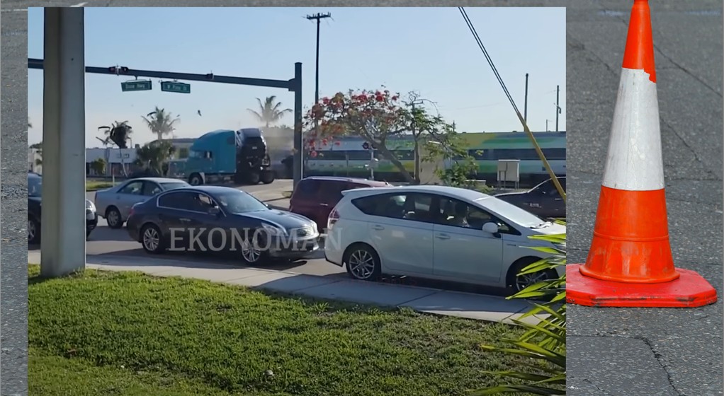 Zderzenie pociągu z TIR-em