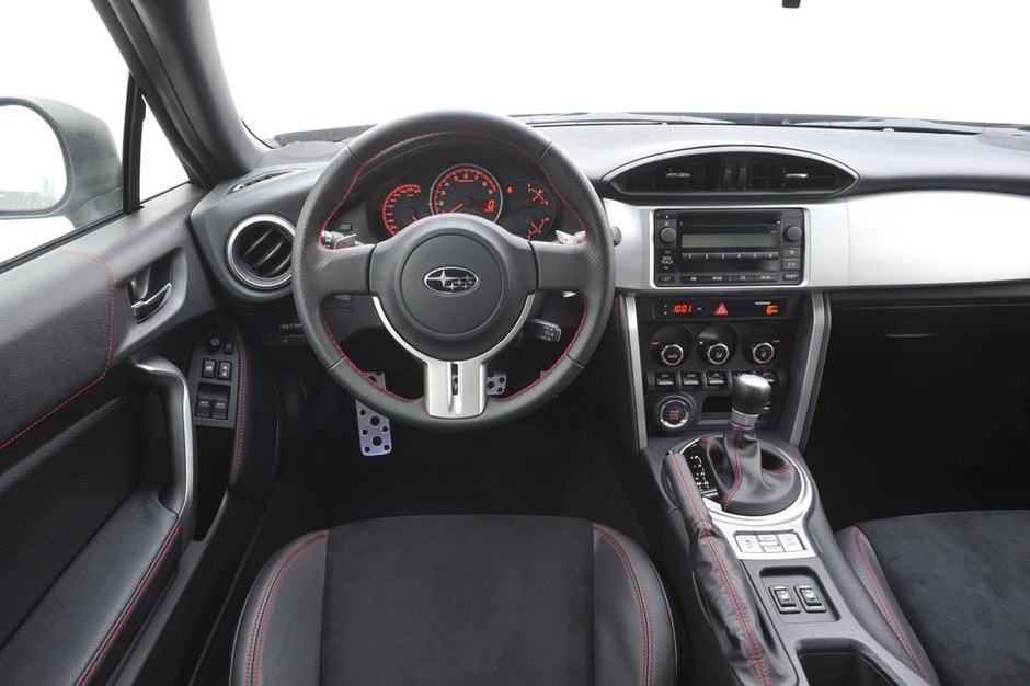 Subaru BRZ: jak jeździ bliźniak Toyoty GT86