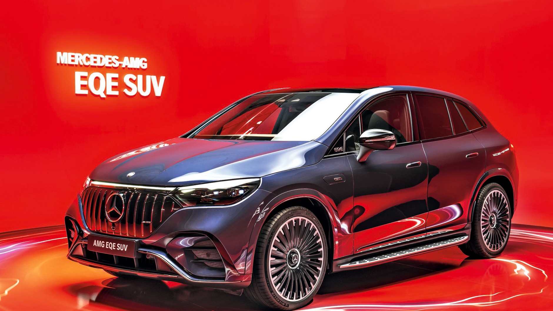 Mercedes EQE SUV w odmianie AMG zostanie zmodyfikowany stylistycznie. Moc: 476, 626 lub 687 KM