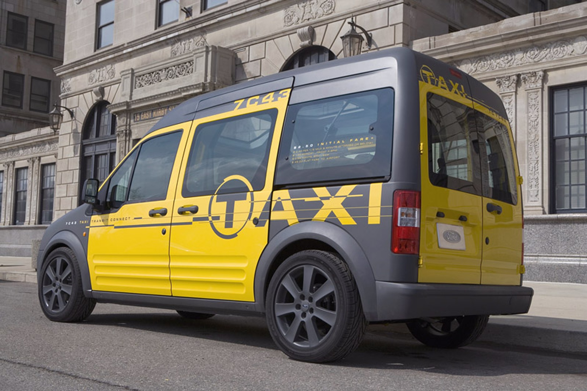 Ford Transit Connect Taxi – koncept nowego samochodu taxi dla USA