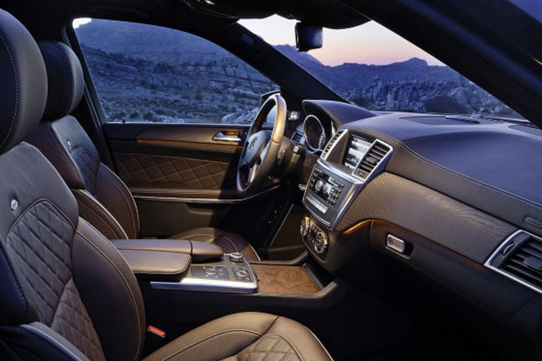 Mercedes GL: większy i lżejszy