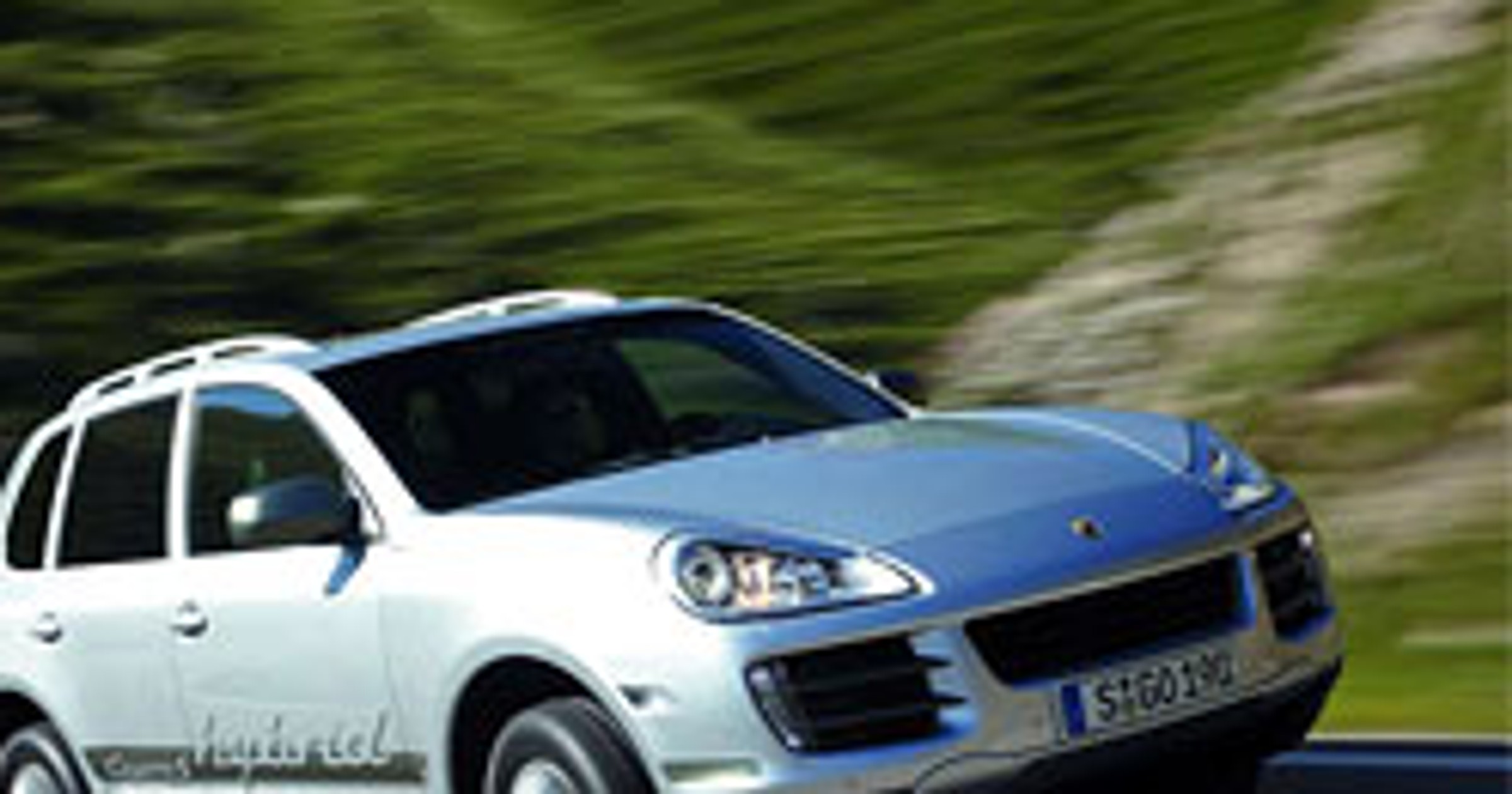 Porsche: 75 tys. sprzedanych aut, Cayenne liderem