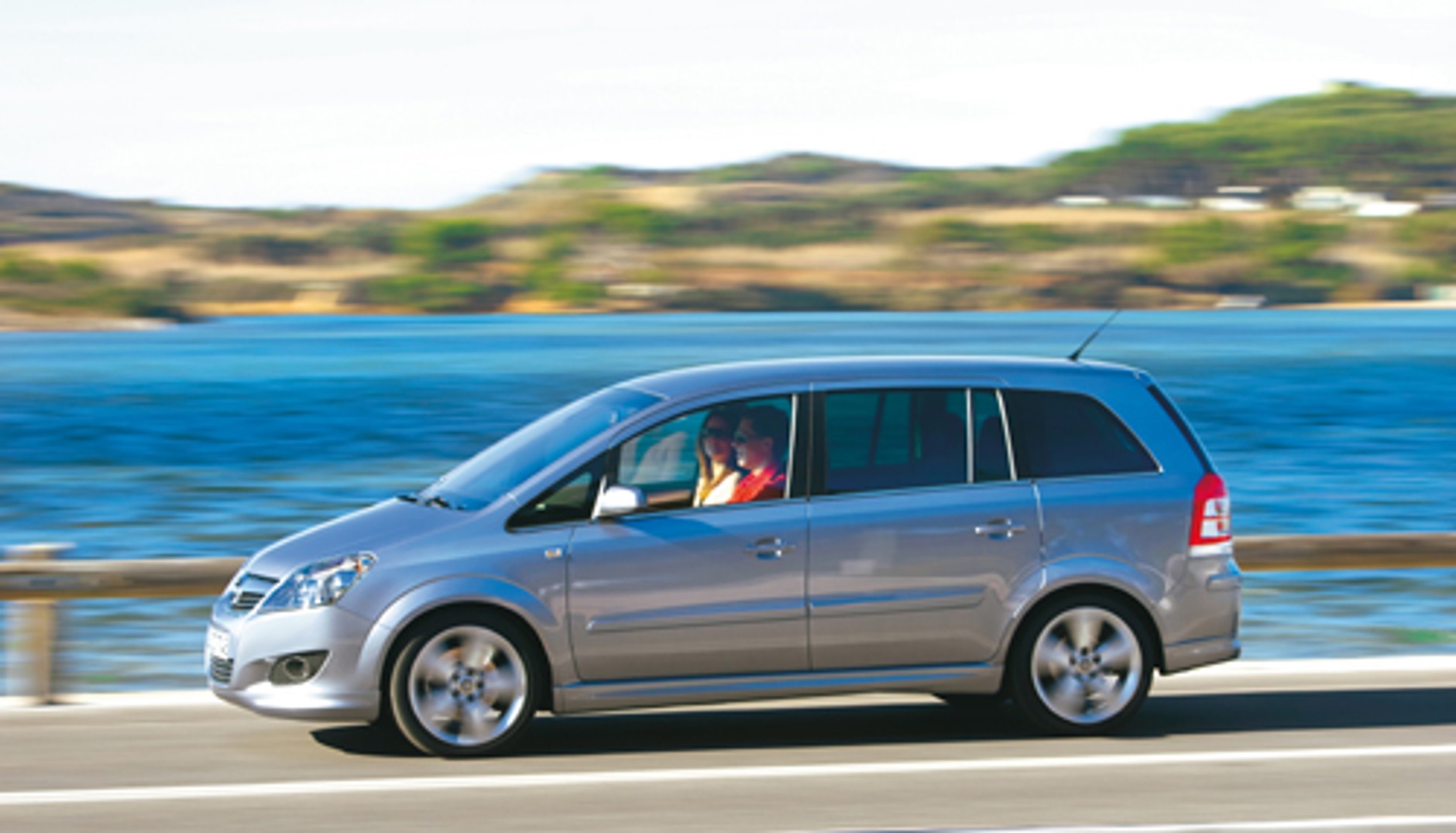 Opel Zafira - Mniej pali, fajnie jeździ