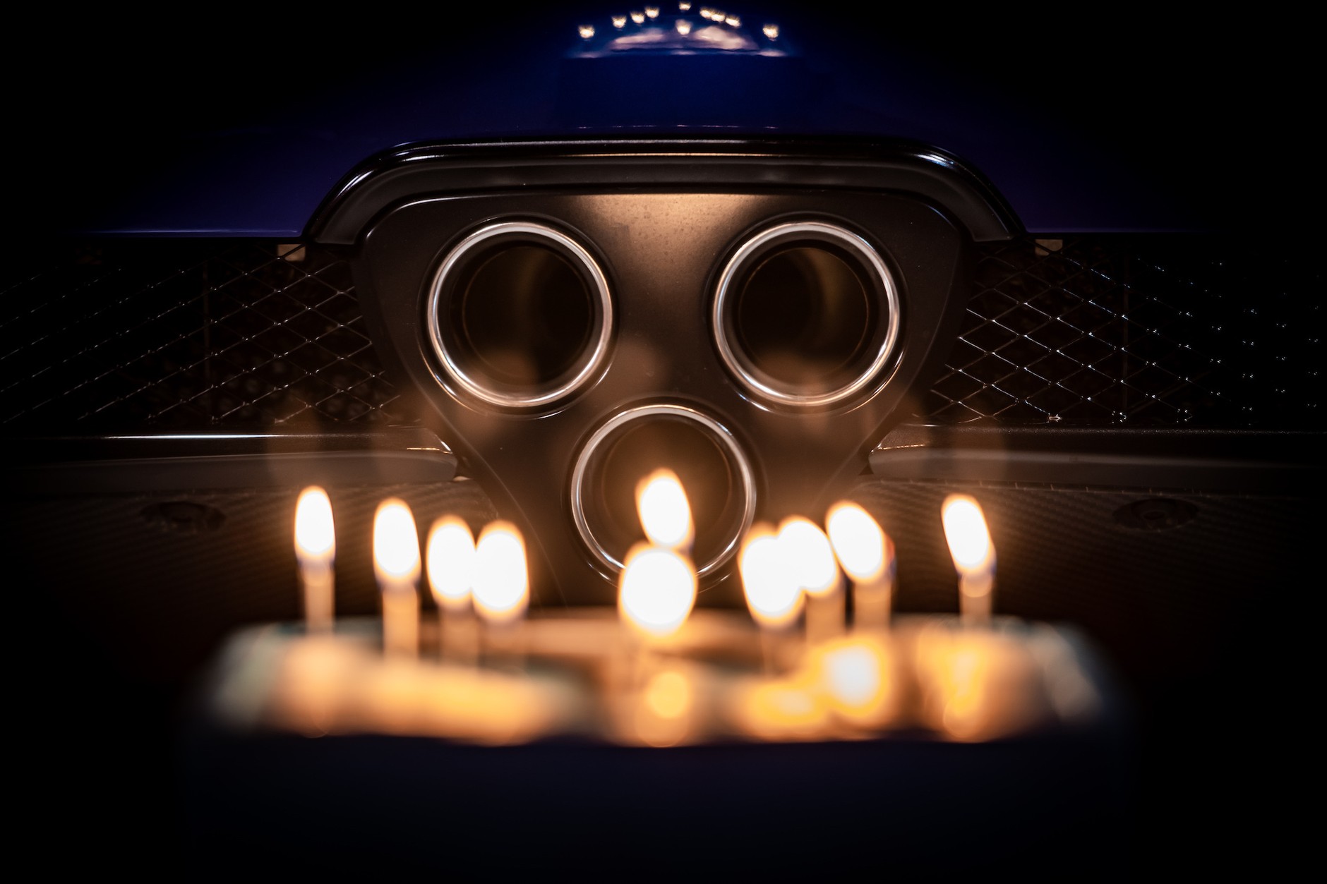 Lexus LFA – 10. urodziny ikony