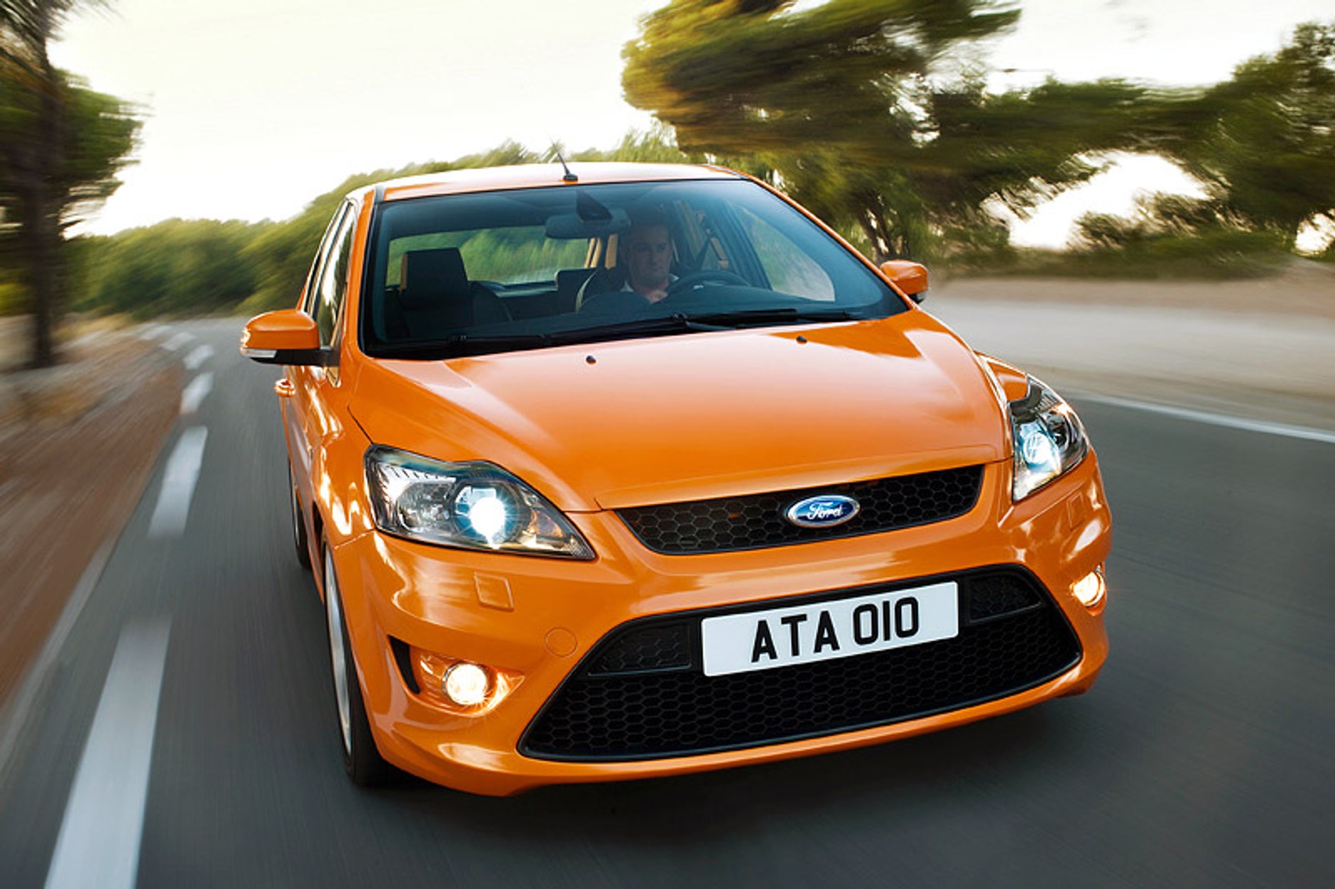 Ford Focus ST: mechaniczna pomarańcza, drugie wcielenie (pierwsze zdjęcia)