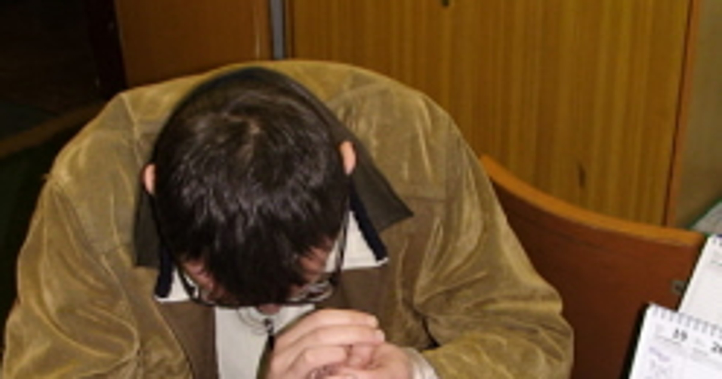 Podawał się za policjanta i karał za nadmierną prędkość
