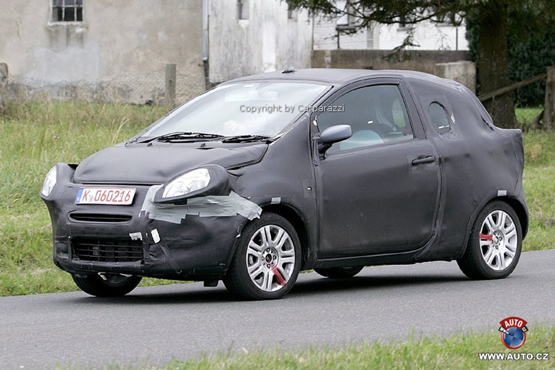 Zdjęcia szpiegowskie: Ford Ka - misja zakończy się w Polsce.