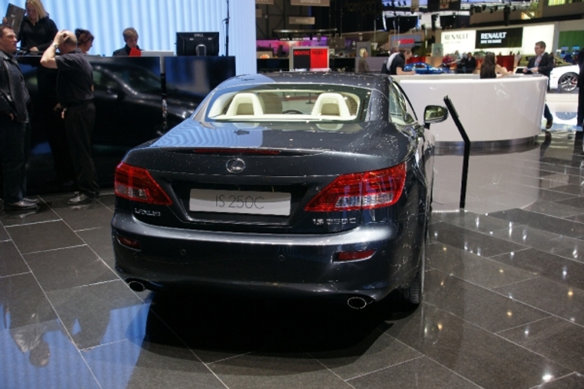 Genewa 2010: 128 premier światowych i 32 europejskie (Galeria)