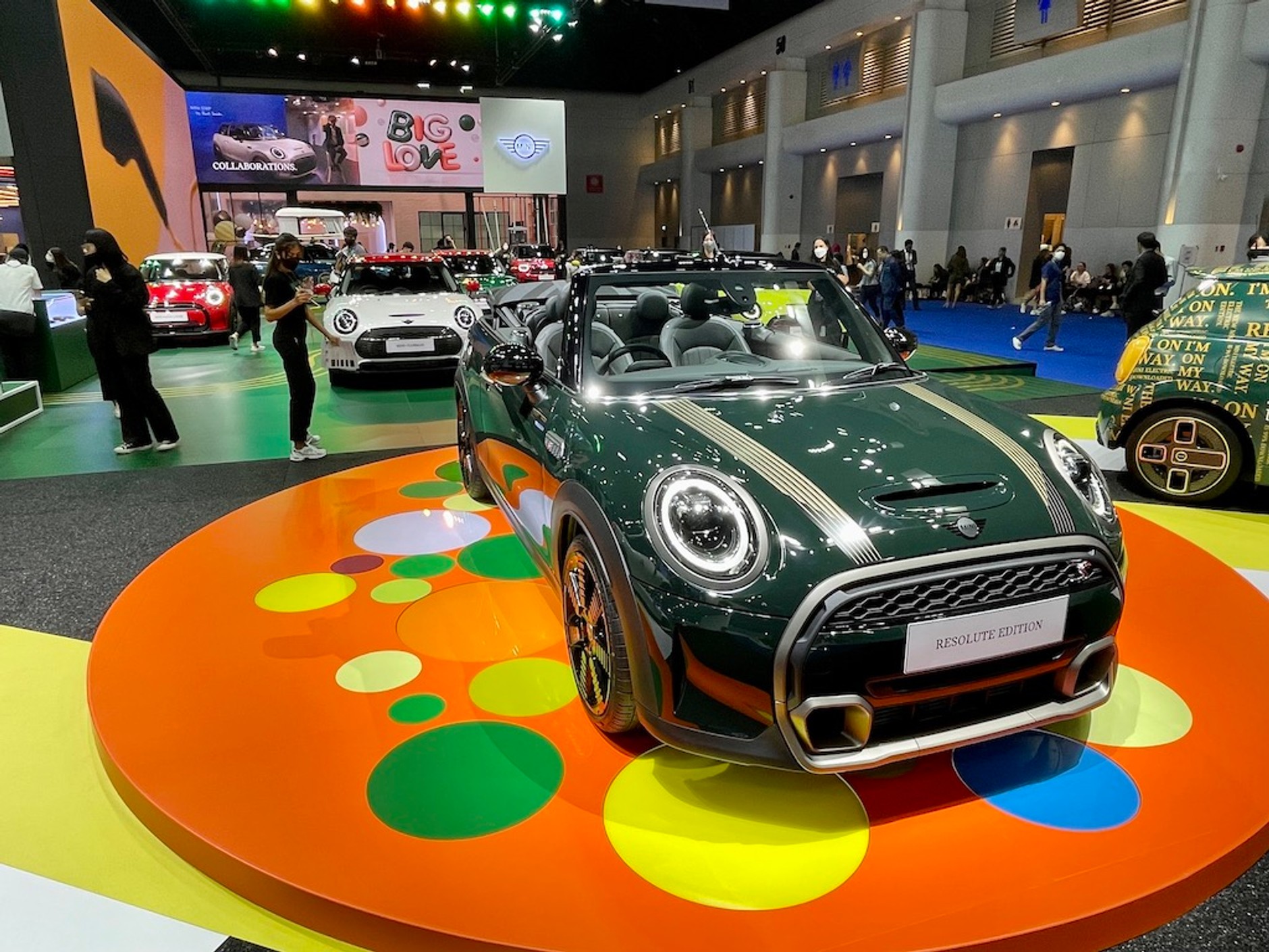 Salon w Bangkoku 2023