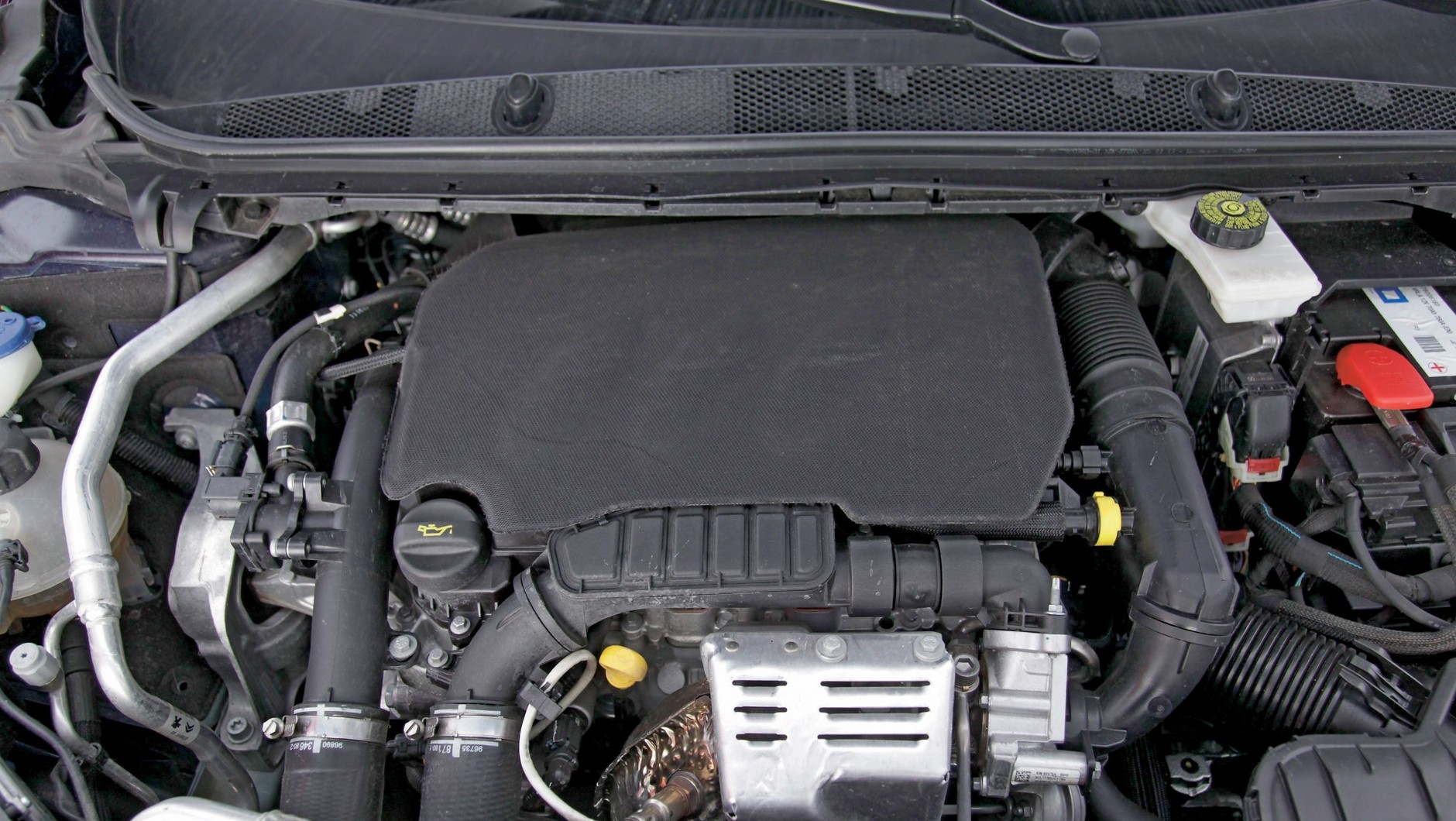 Silnik 1.2 PureTech - Wersje turboto głównie 110 i 130 KM. Szeroki wybór modeli, m.in. SUV-y C3 i C5 Aircross oraz DS 7 Crossback.
