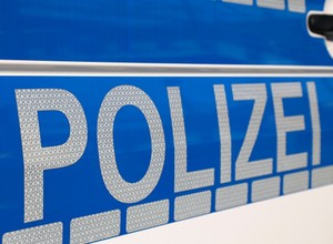 Niemcy: tragiczny wypadek na A2. Spaliły się ciężarówka i hybryda holująca przyczepę kempingową