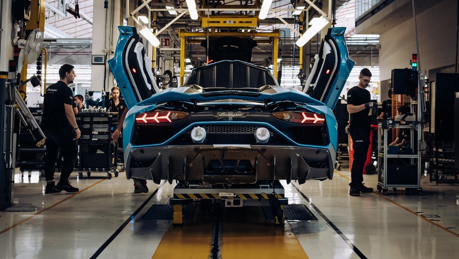 Lamborghini Aventador koniec produkcji