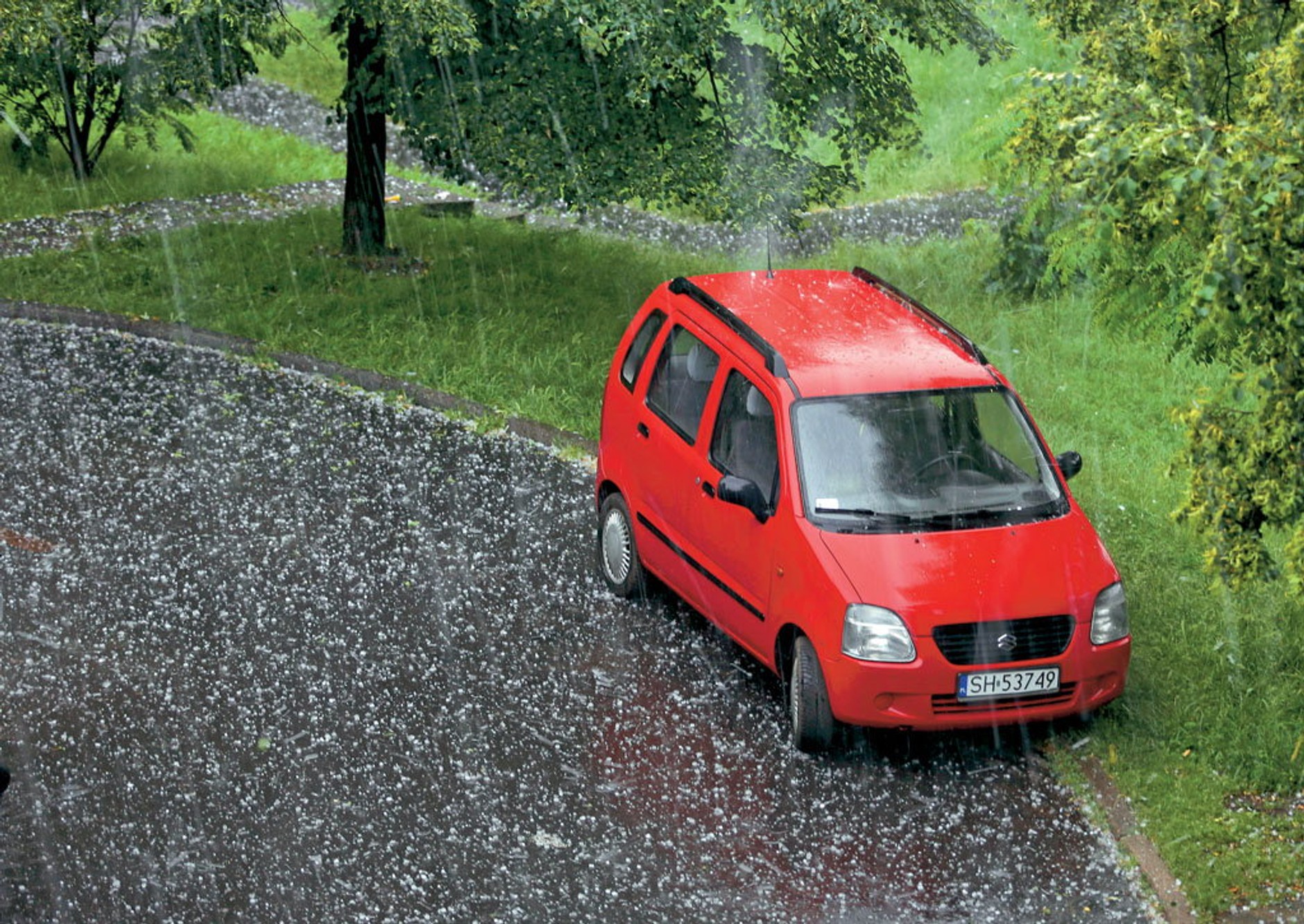 Pada grad?Zatrzymaj się!