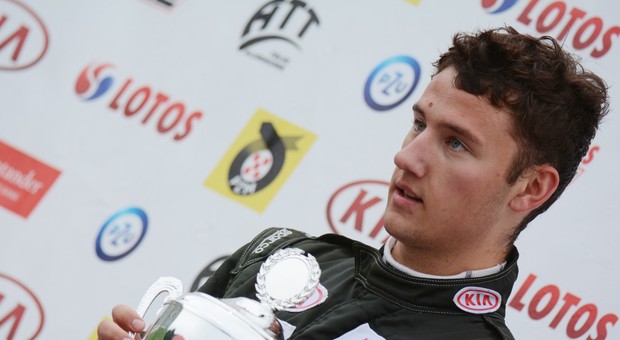 Bartłomiej Mirecki drugi raz z rzędu Mistrzem Polski Kia Lotos Race