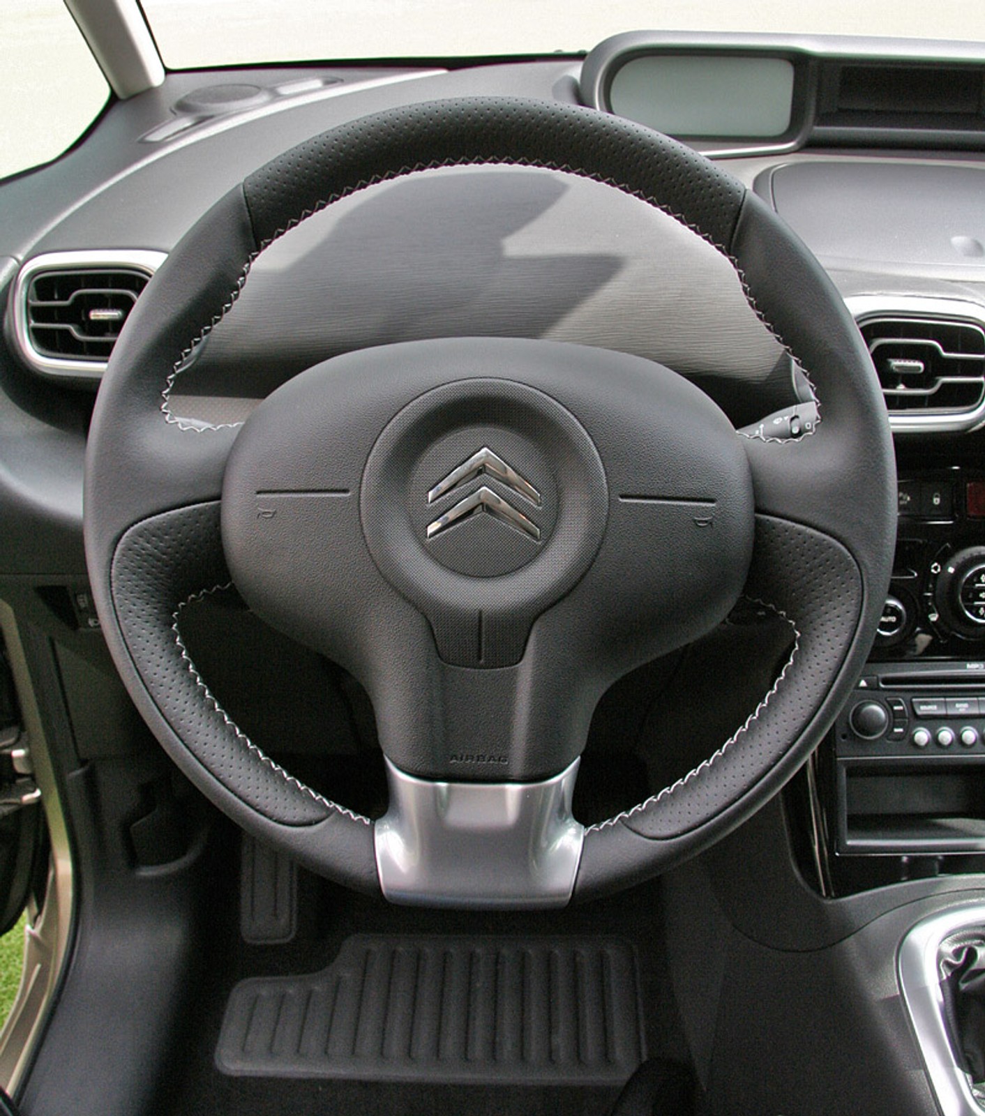 Citroën: C3 Picasso już w salonach w Polsce (ceny i dane techniczne)