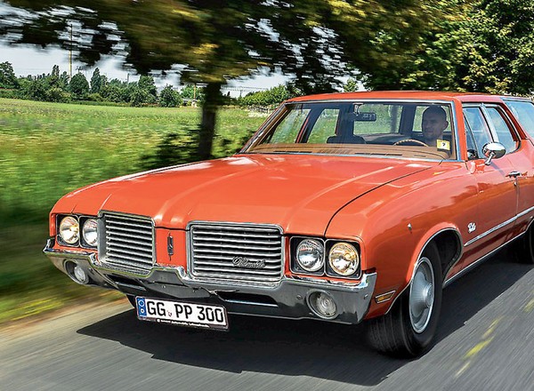 Oldsmobile Cutlass Cruiser - zaproszenie do Ameryki