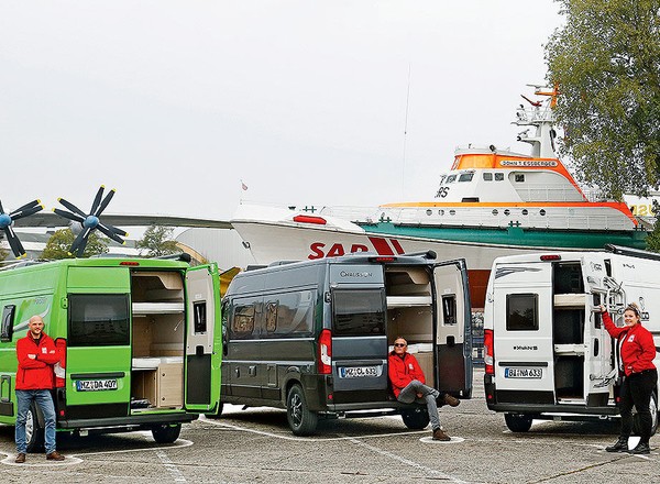 Kampery, przyczepy do przewozu szybowców czy food trucki - ciekawostki z bazy CEPiK