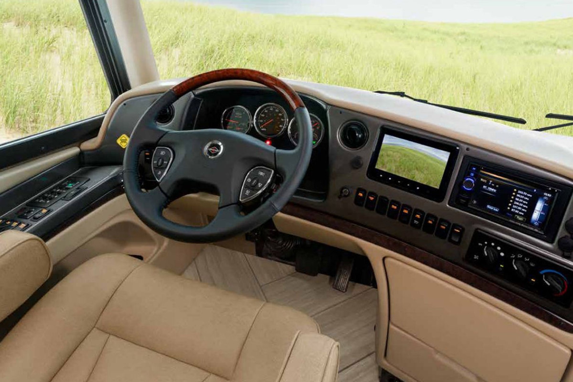 Amerykańskie kampery XXXL