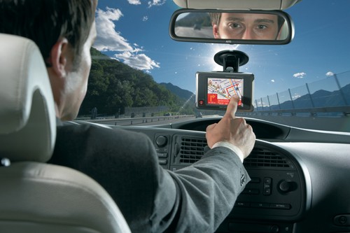 GPS pod lupą