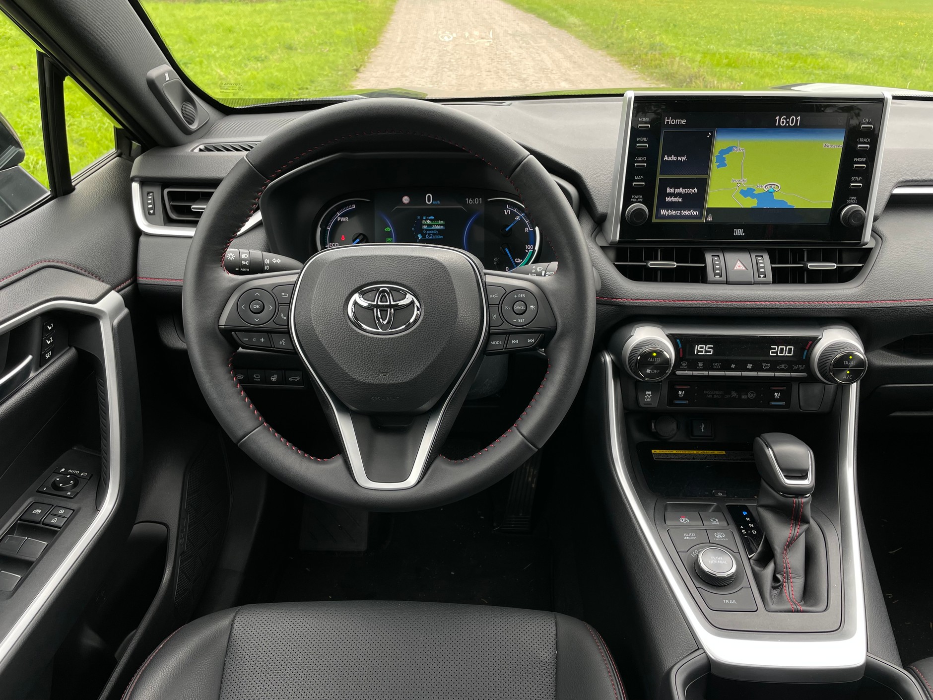 Toyota RAV4 Plug-In Hybrid (2021)