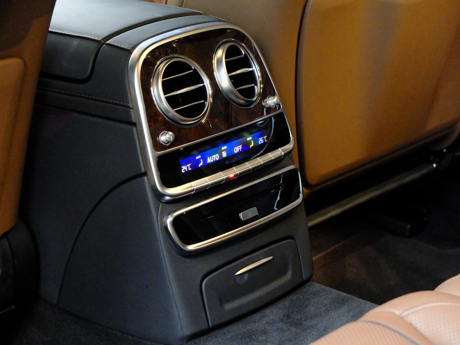 Mercedes S 560