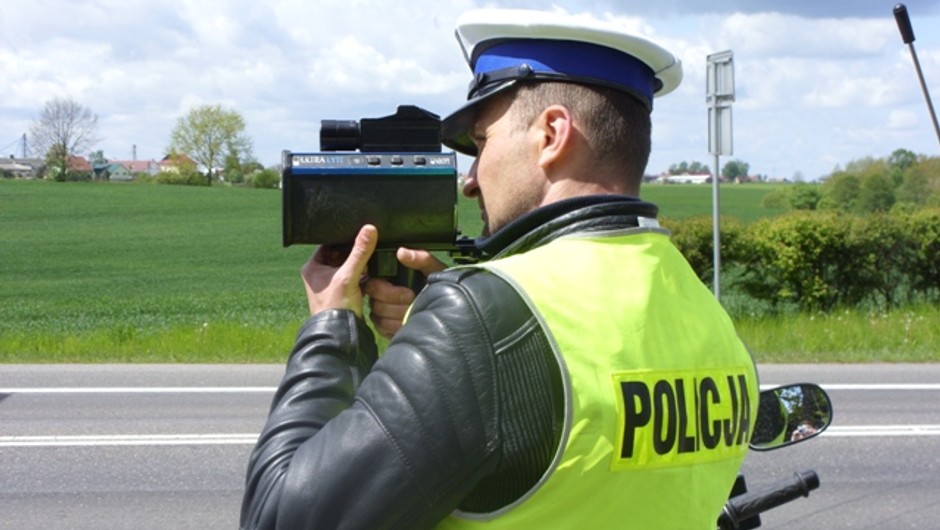 Policjanci zatrzymali kierowcę Renault. Zapłacił rekordowy mandat