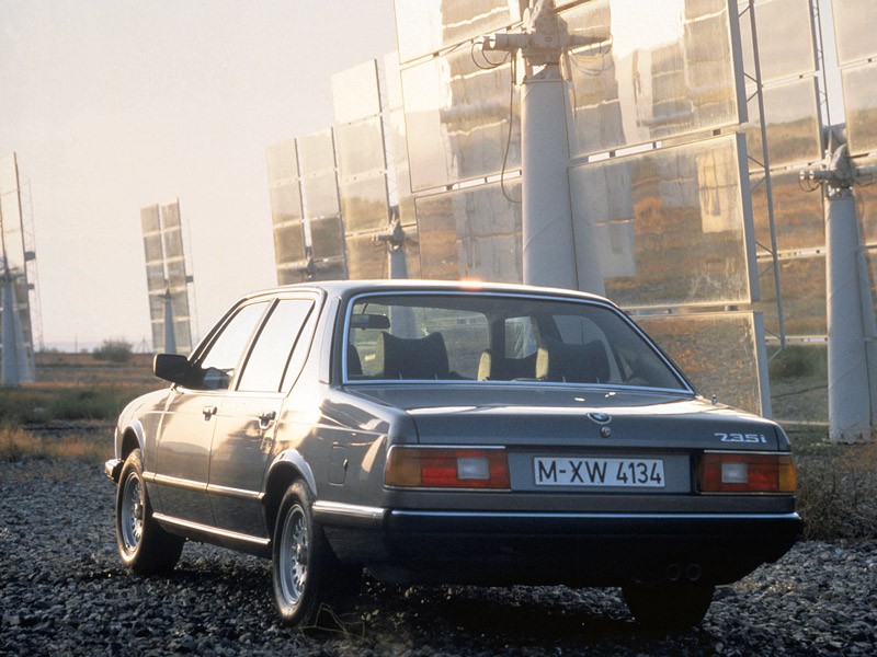 BMW serii 7: już 30 lat na drogach