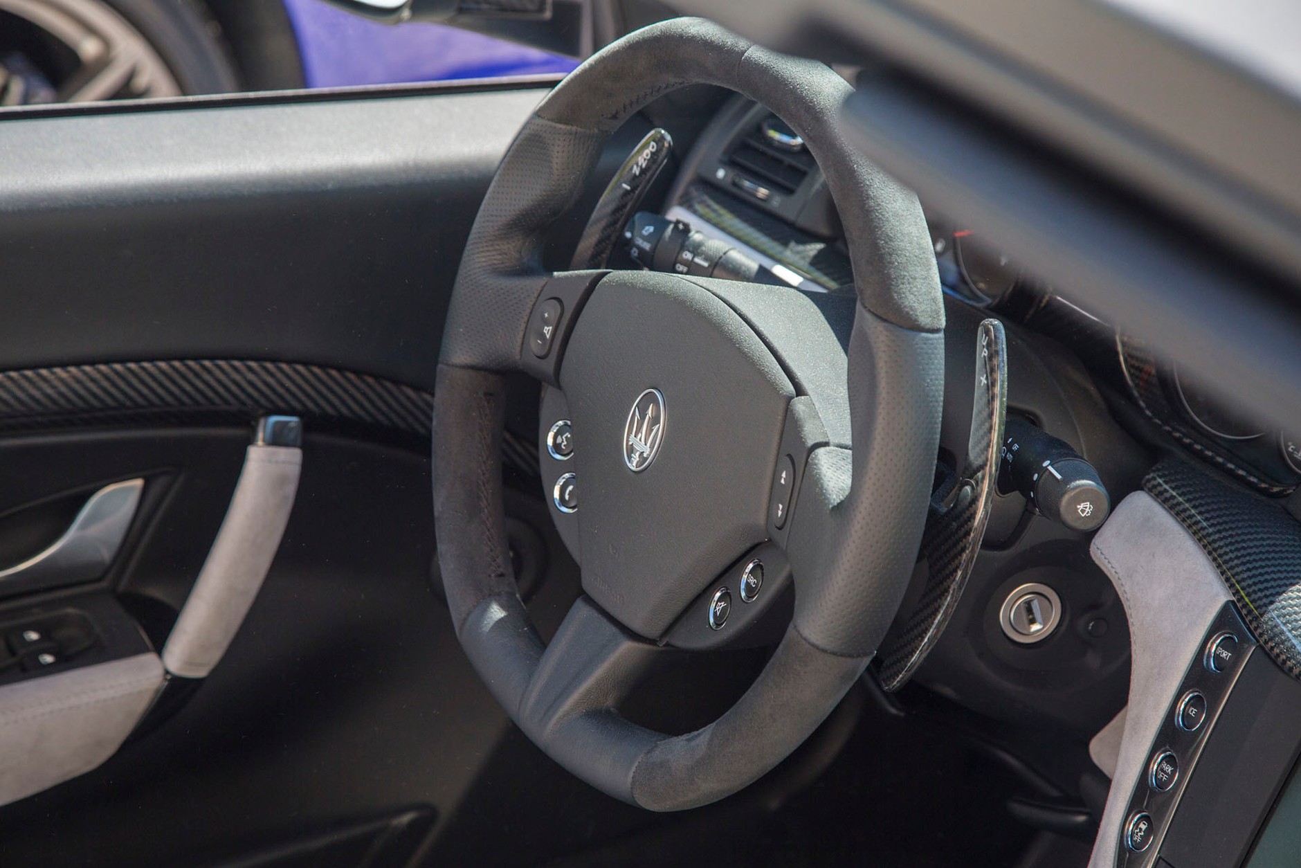 Maserati GranCabrio Sport V8 - chcesz mieć wyjątkowe auto? Musisz się spieszyć, lato tuż…tuż