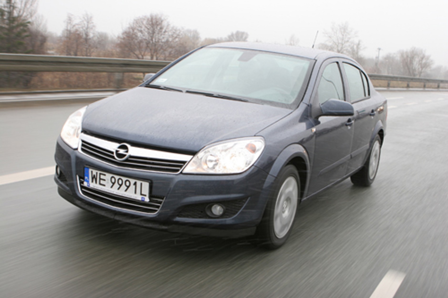 Opel Astra 1.3 CDTi Enjoy - Sedan z dużymi ambicjami