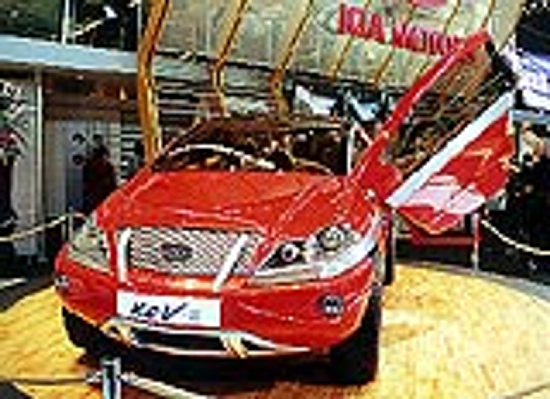 81. salon samochodowy w Paryżu