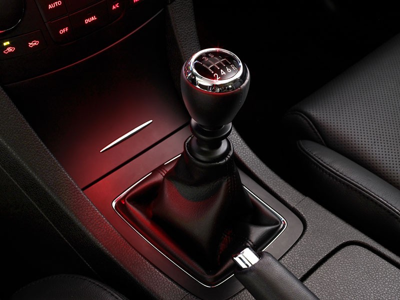 Tokio 2009:  Suzuki Kizashi będzie sprzedawane najpierw w Japonii