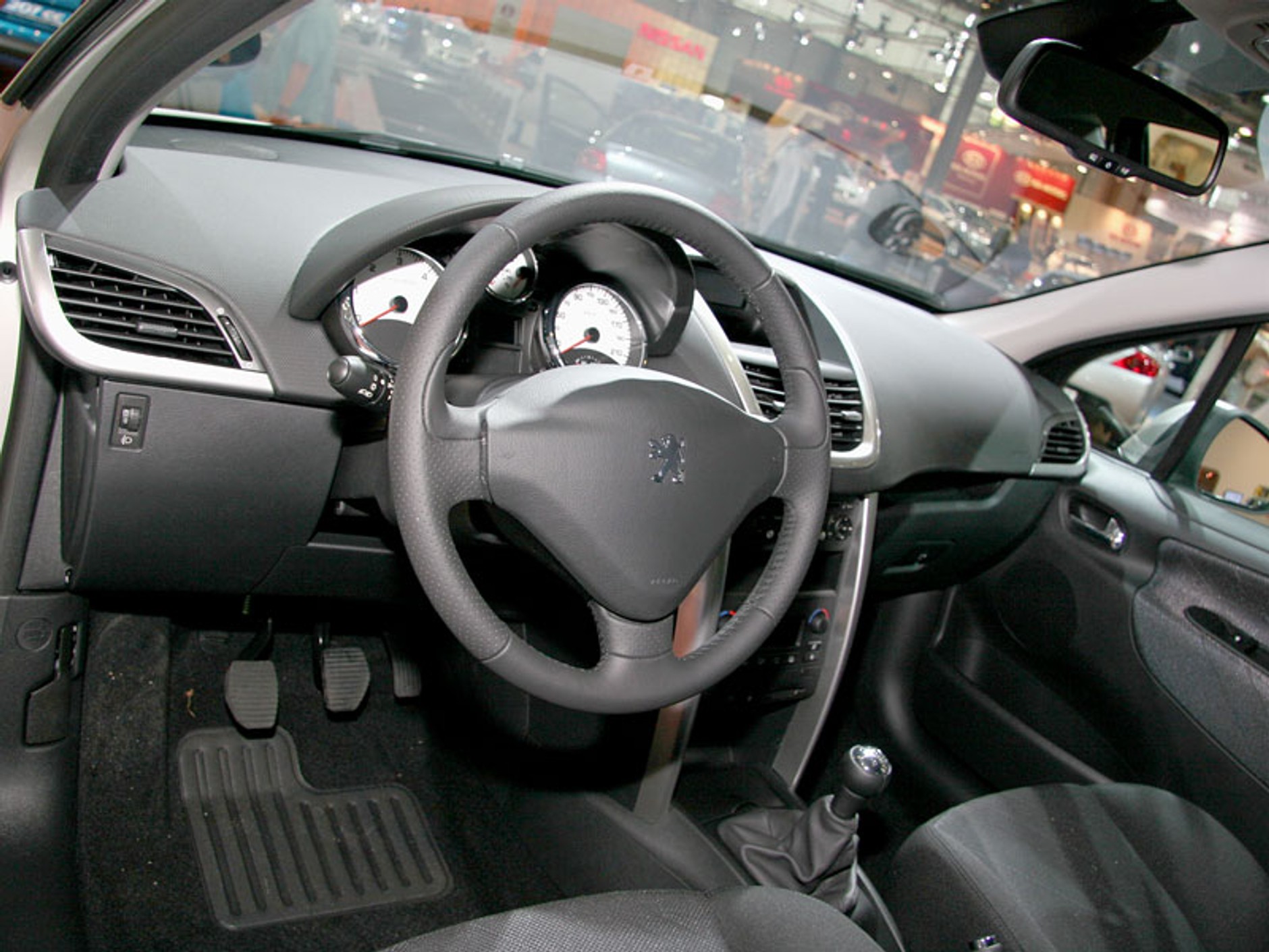 Autosalon Brno 2007: Co można zobaczyć? (3. część, 178 fotografii)