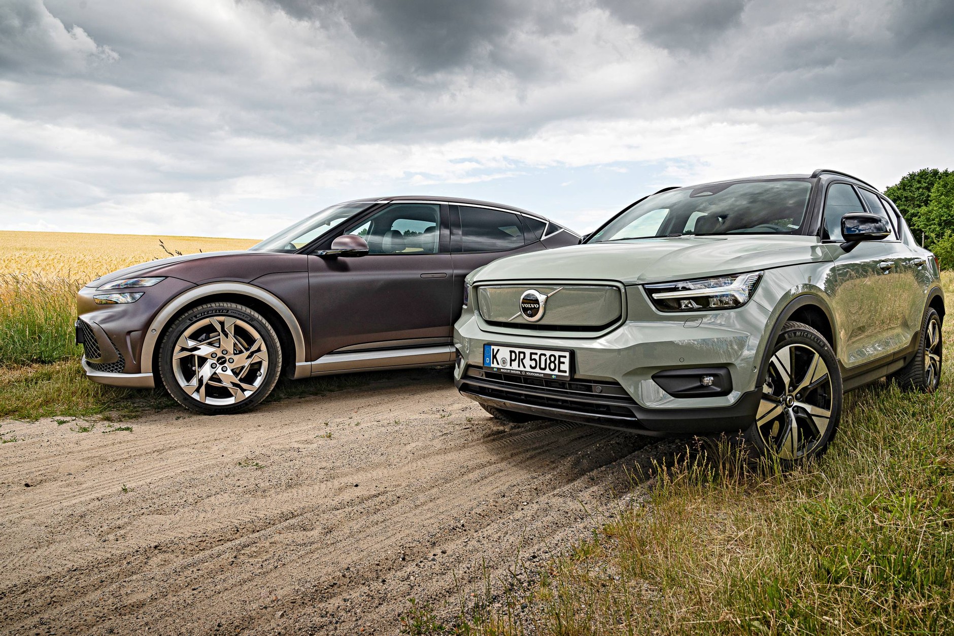 Genesis GV60 AWD kontra Volvo XC50 Recharge P8