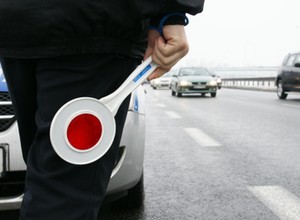 Złapali go, bo… Za wolno jechał