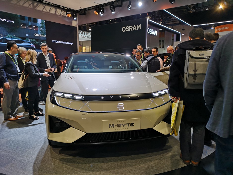 Byton M-Byte