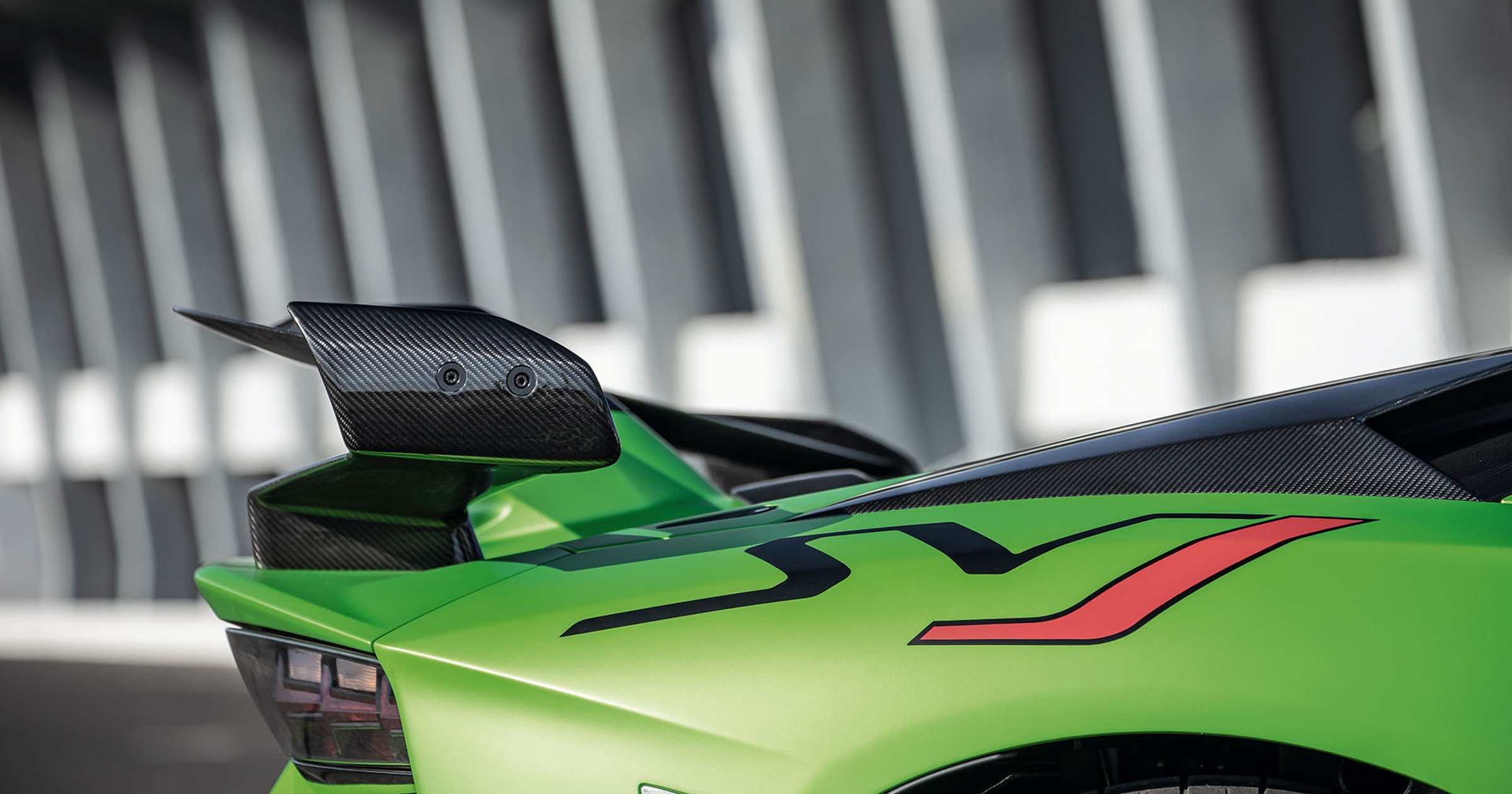 Lamborghini Aventador SVJ w fabrycznym malowaniu