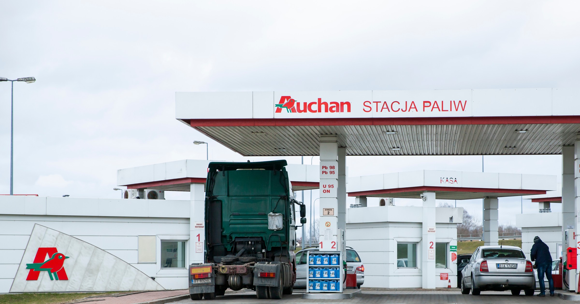Stacja paliw Auchan