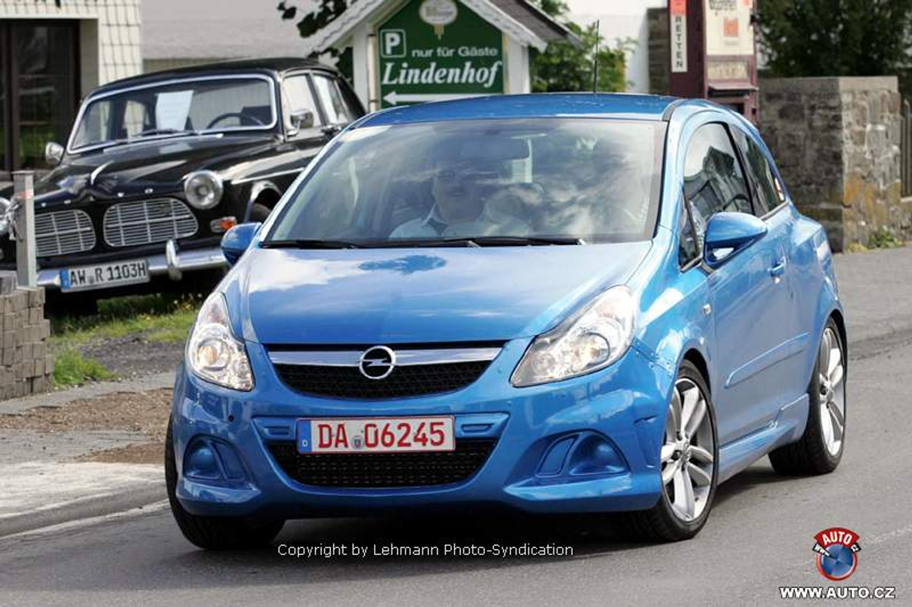 Zdjęcia szpiegowskie: Opel Corsa OPC