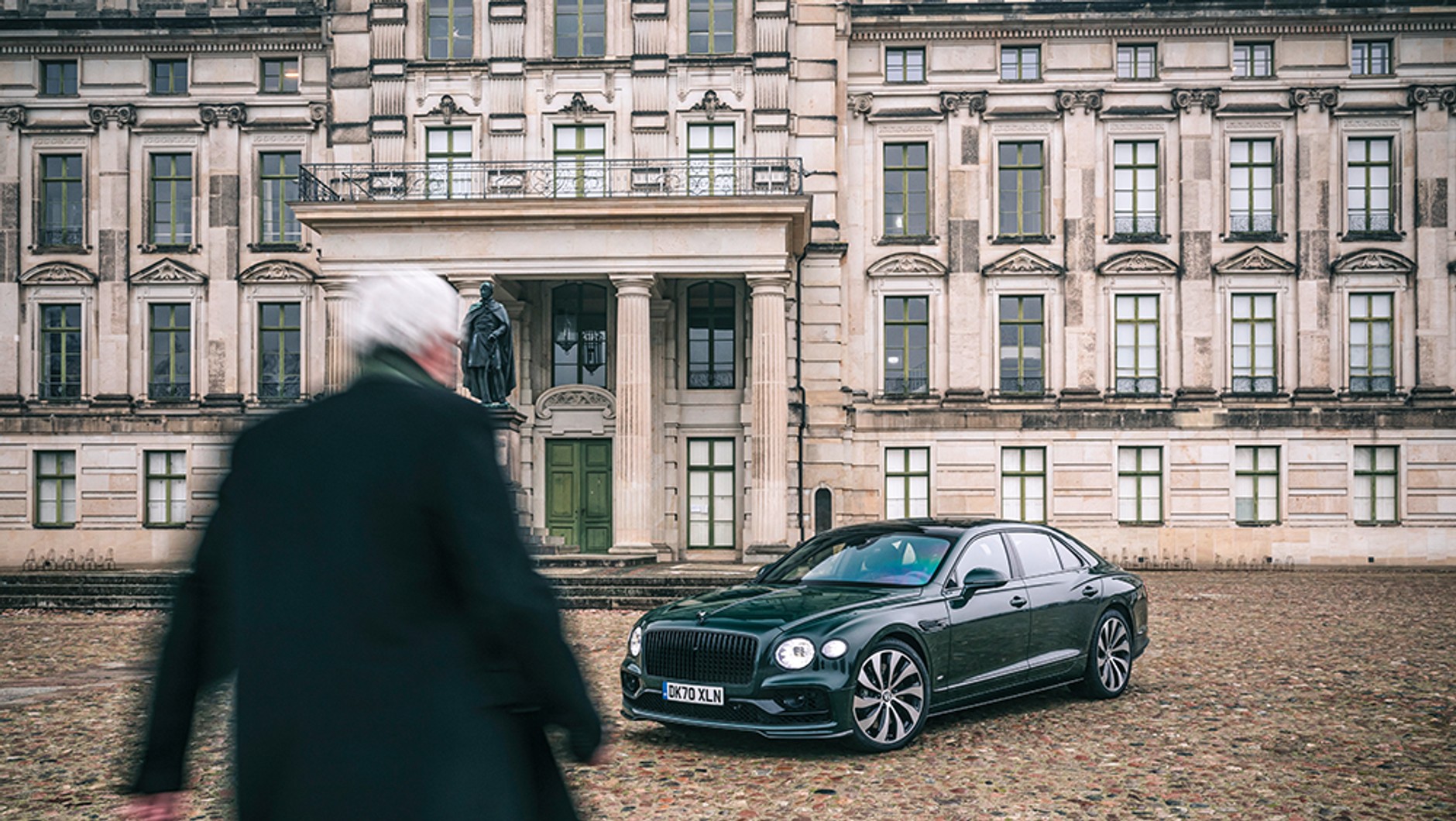 Bentley Flying Spur V8