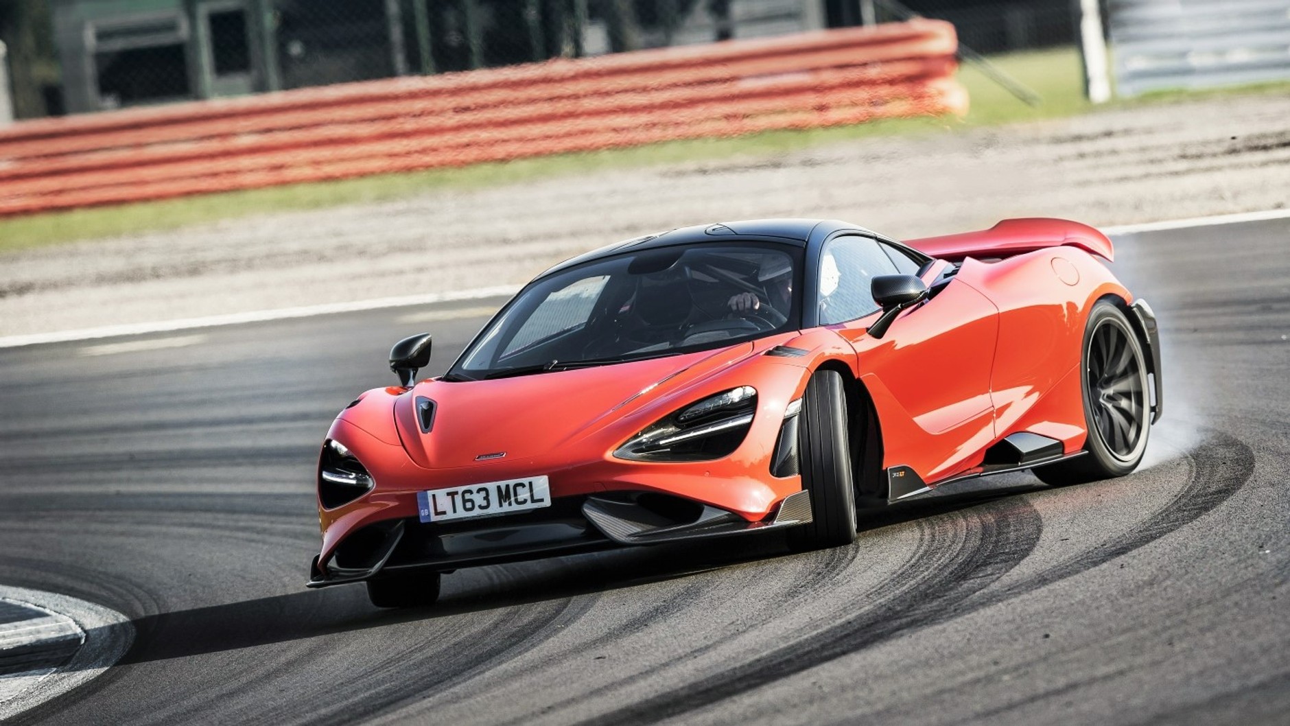 "Myan Orange" z palety McLarena