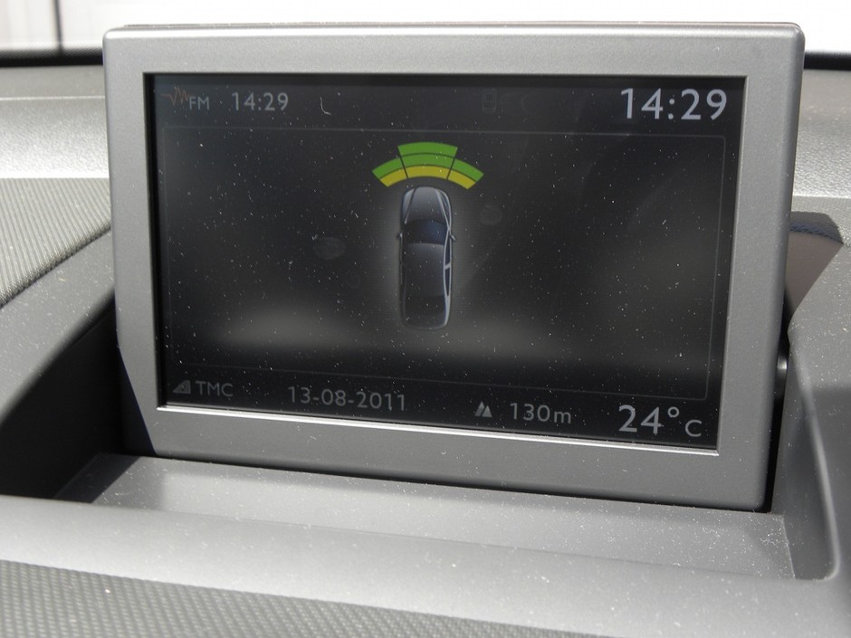 Peugeot 308 FL: Świeża twarz