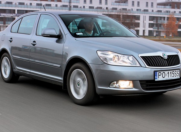 Škoda Octavia II (2004-13) – trudno o bardziej pakowny i funkcjonalny samochód kompaktowy