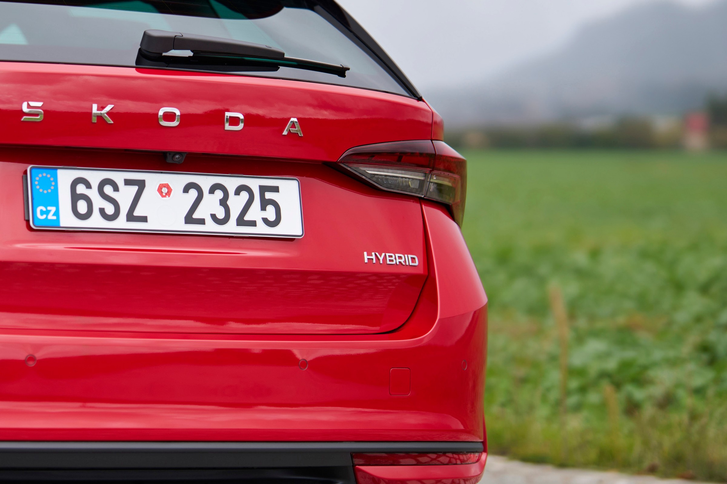 Właśnie pojawiła się Skoda Octavia Hybrid. To może być najgroźniejszy rywal Corolli