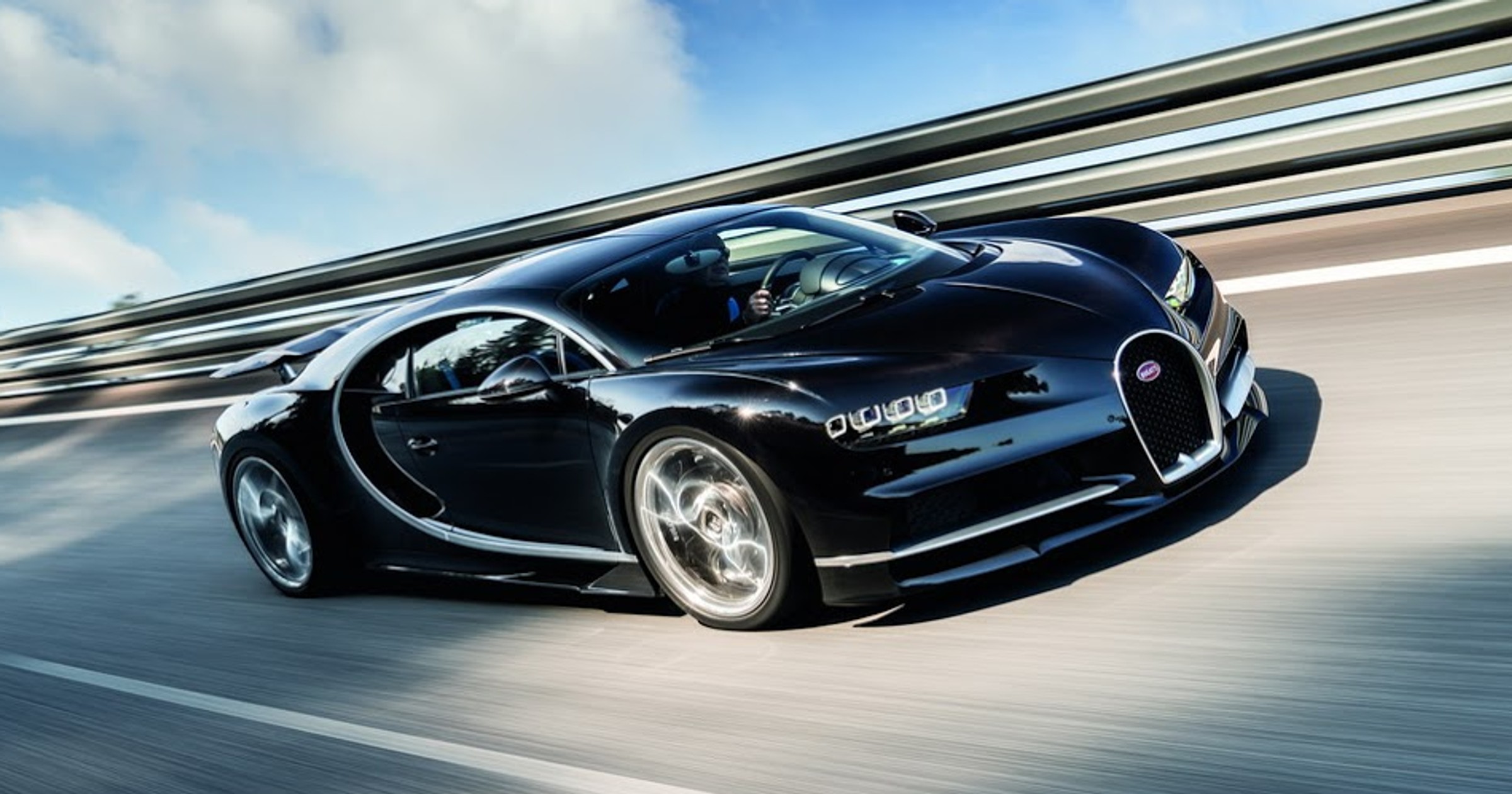 Bugatti Chiron, Hennessey Venom F5