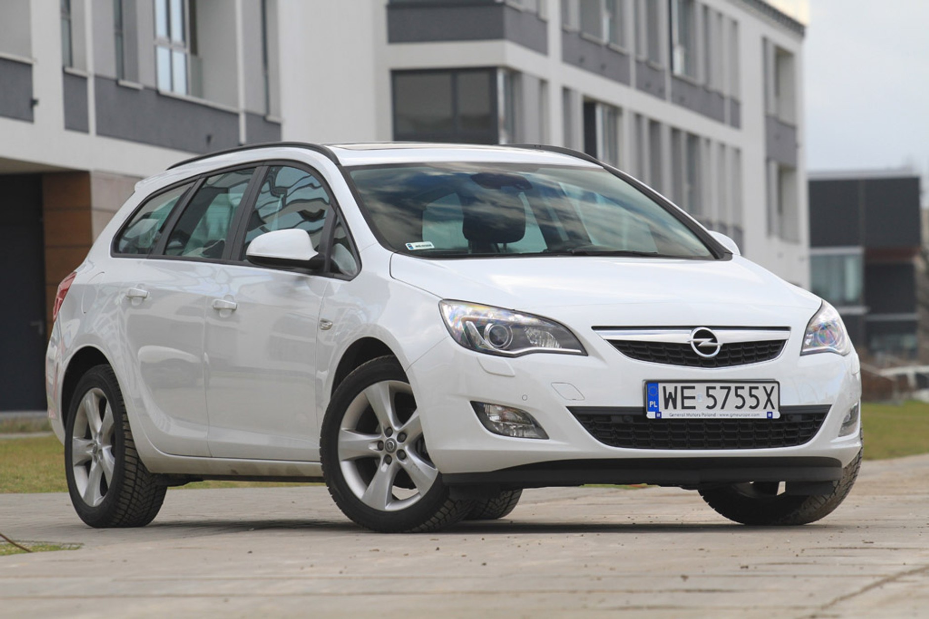 Opel Astra Sports Tourer: turbo dla rodziny