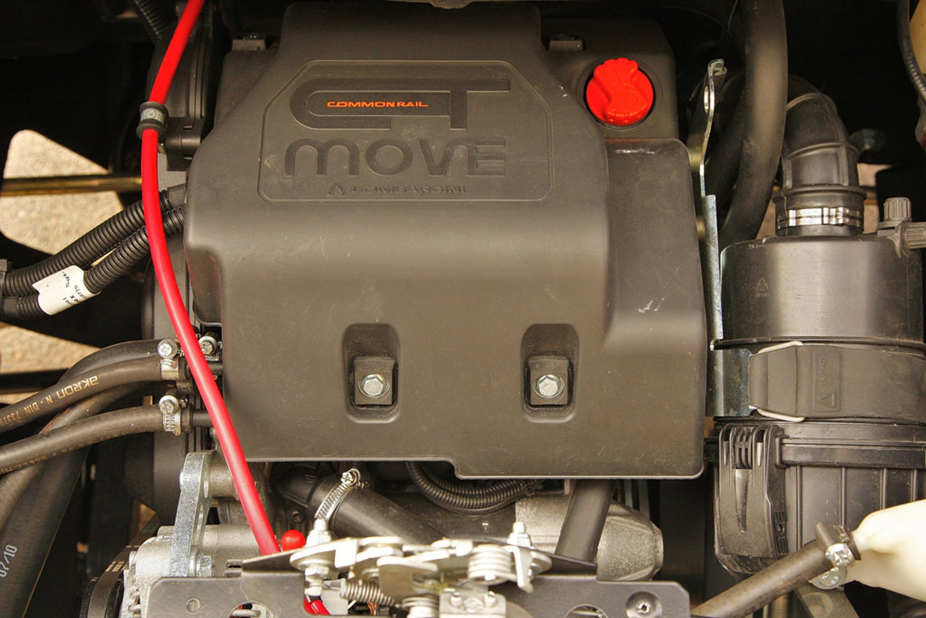 Grecav Sonique: mikrus dla nastolatków