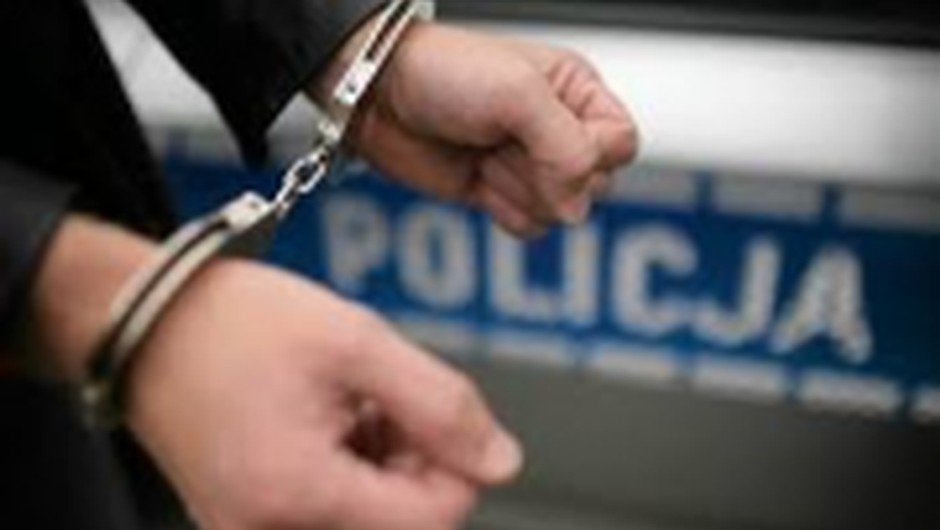 Obraz pochodzący z serwisu https://jastrzebie-zdroj.policja.gov.pl/k10/informacje/wiadomosci/383456,Probowal-przekupic-policjantow.html