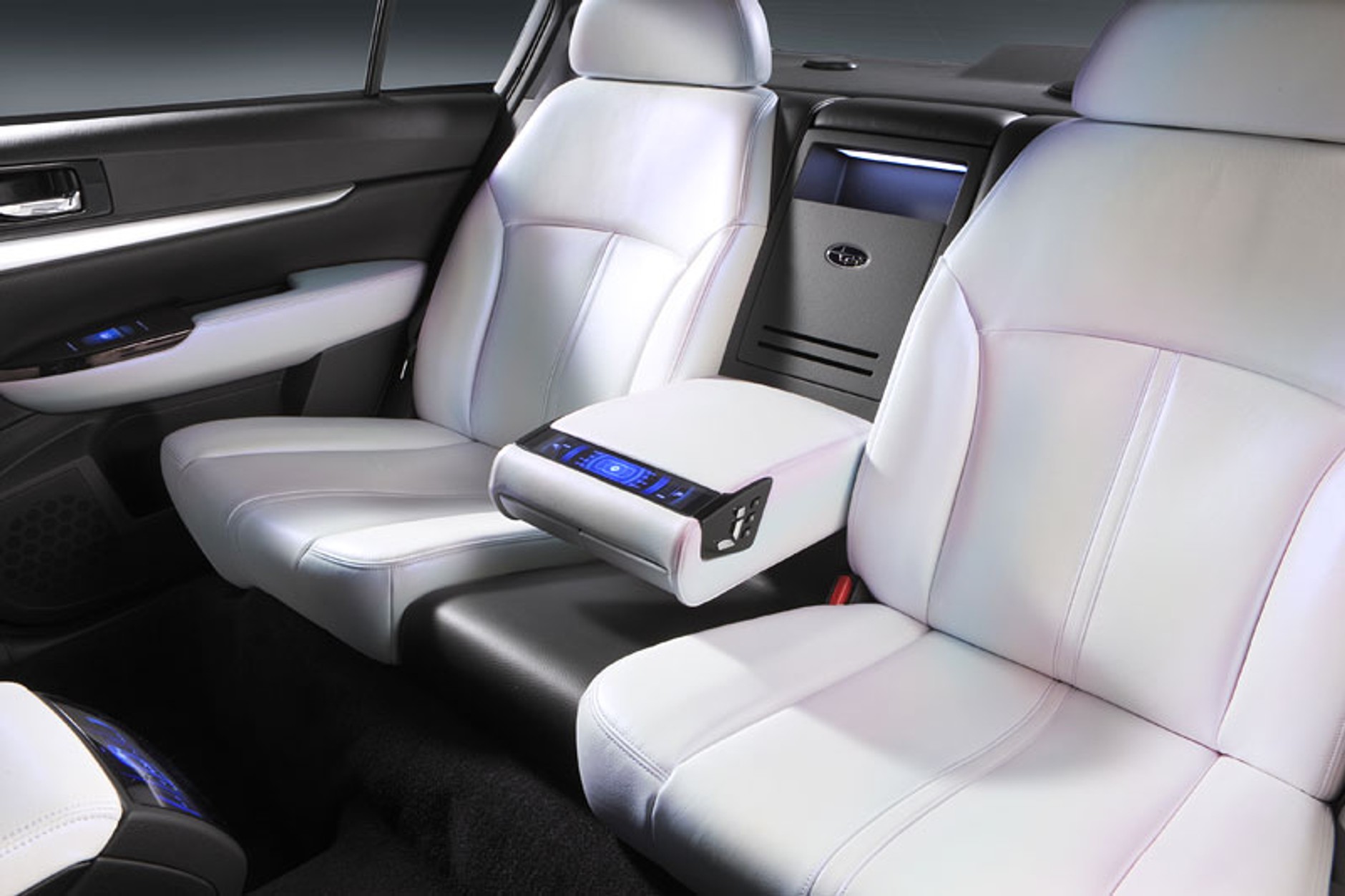 Genewa 2009: Subaru uczci 20 lat Legacy konceptem