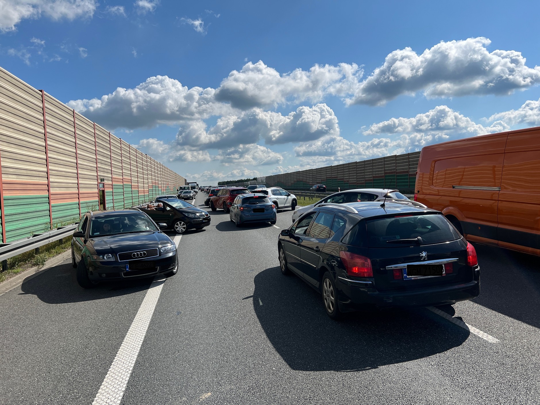 Jazda "pod prąd" na autostradzie A2