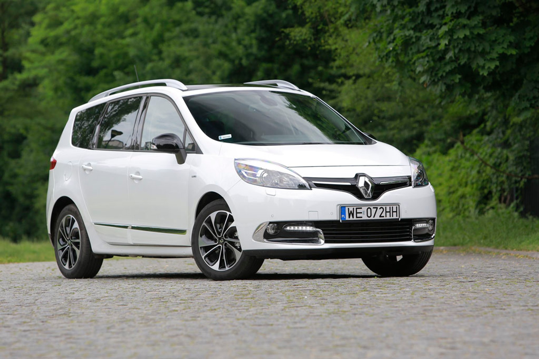 Renault Grand Scenic 1.6 dCi: Dynamiczny i oszczędny van | Test i Opinie